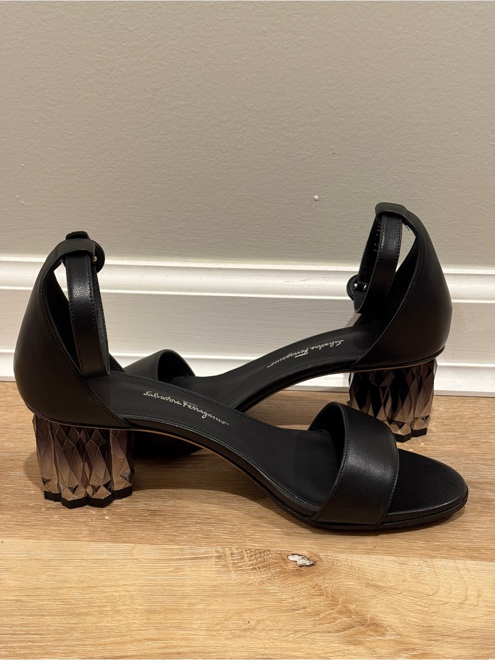 Salvatore Ferragamo Black Leather Sandals with Faceted Heel size 7.5